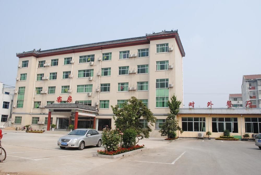 City Garden Hotel Csining Kültér fotó