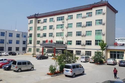 City Garden Hotel Csining Kültér fotó